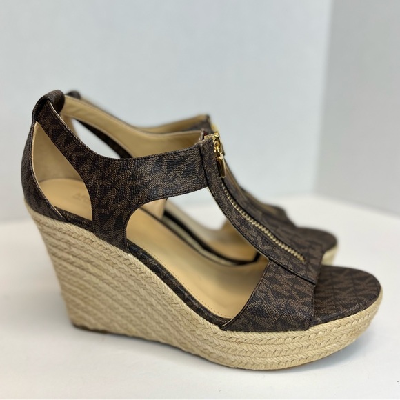 Michael Kors Womens Berkley Espadrille Wedge Sandals Sz 8M Tried On Only! No Box - Picture 2 of 13